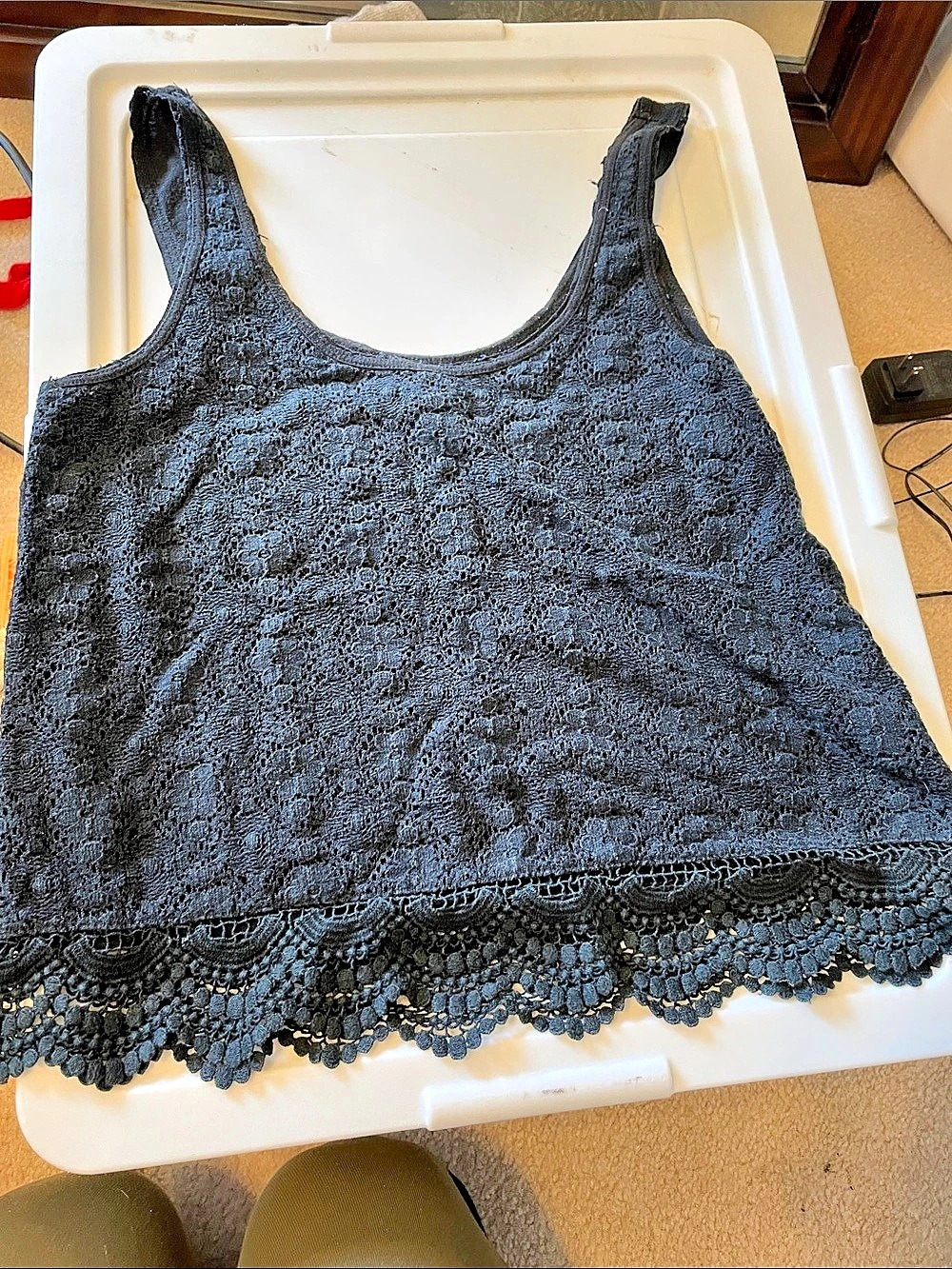 American Eagle Outfitters Lace-Trim Tank Top in Black Size XS well loved